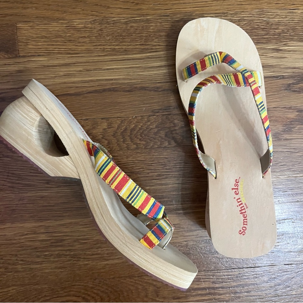 vintage Skechers Somethin Else sandals 8 9 Y2K rainbow chunky